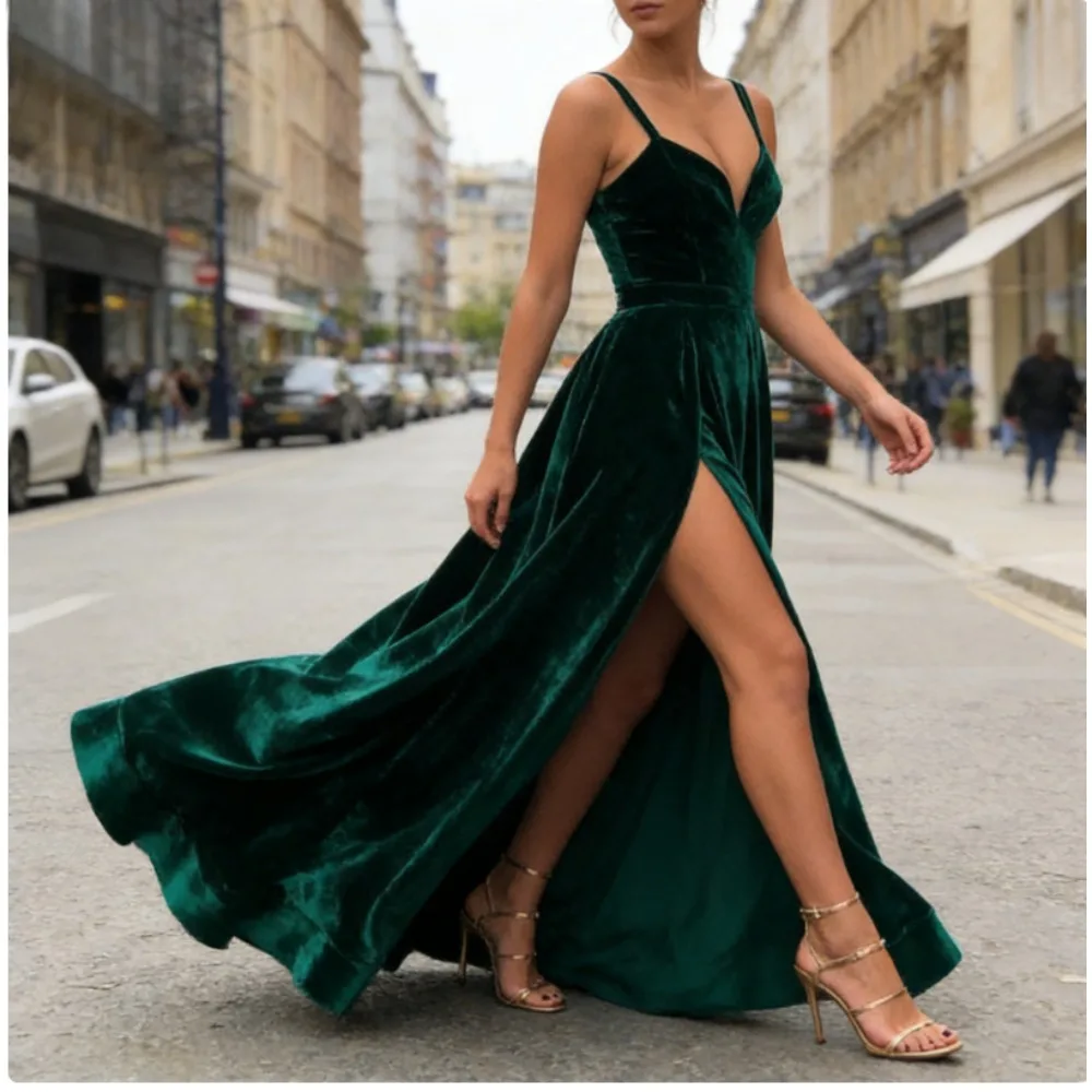 2026 Neues Schmales Satin-Abendkleid mit Schleppe Elegantes Bankett-Kleid