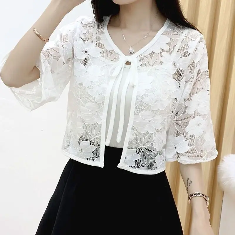 

Spring and Summer Chiffon Small Shawl Women's Versatile Short Lace Cardigan Sunscreen Elegant Coat Commuter Outwear Y393