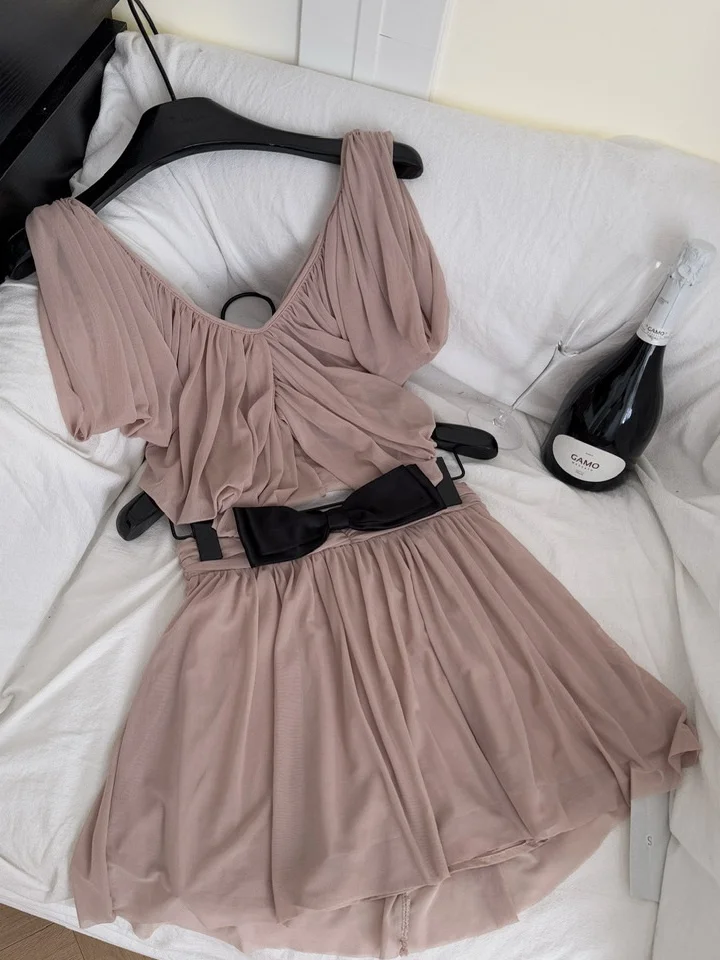 ชุดเสื้อกั๊กผู้หญิง Ele สุดอลังการและกระโปรง Me ชุดสองชิ้น V-Ne ort Sve Faionable Sensation คุณภาพสูง