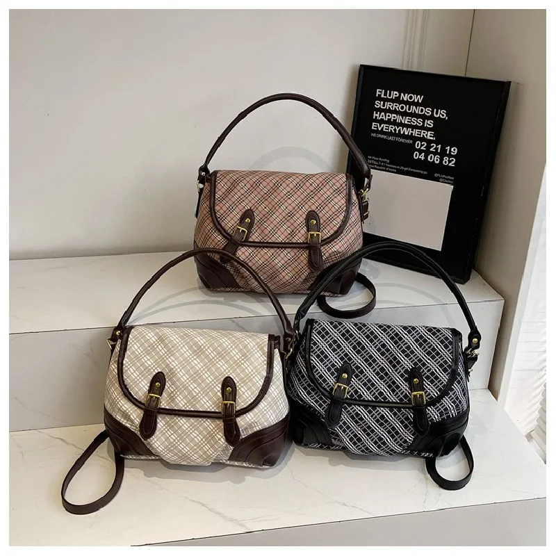 

Deluxe Women's Shoulder Bag Made Of Pond-Printed Leather Featuring Paris Casual Elegant Lightweight Soft Daily Look​