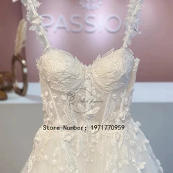 Customized White Wedding Dress For Princess Sweetheart Court Train Exquisite Lace Applique Elegant Bridal Gowns Robe De Mariée