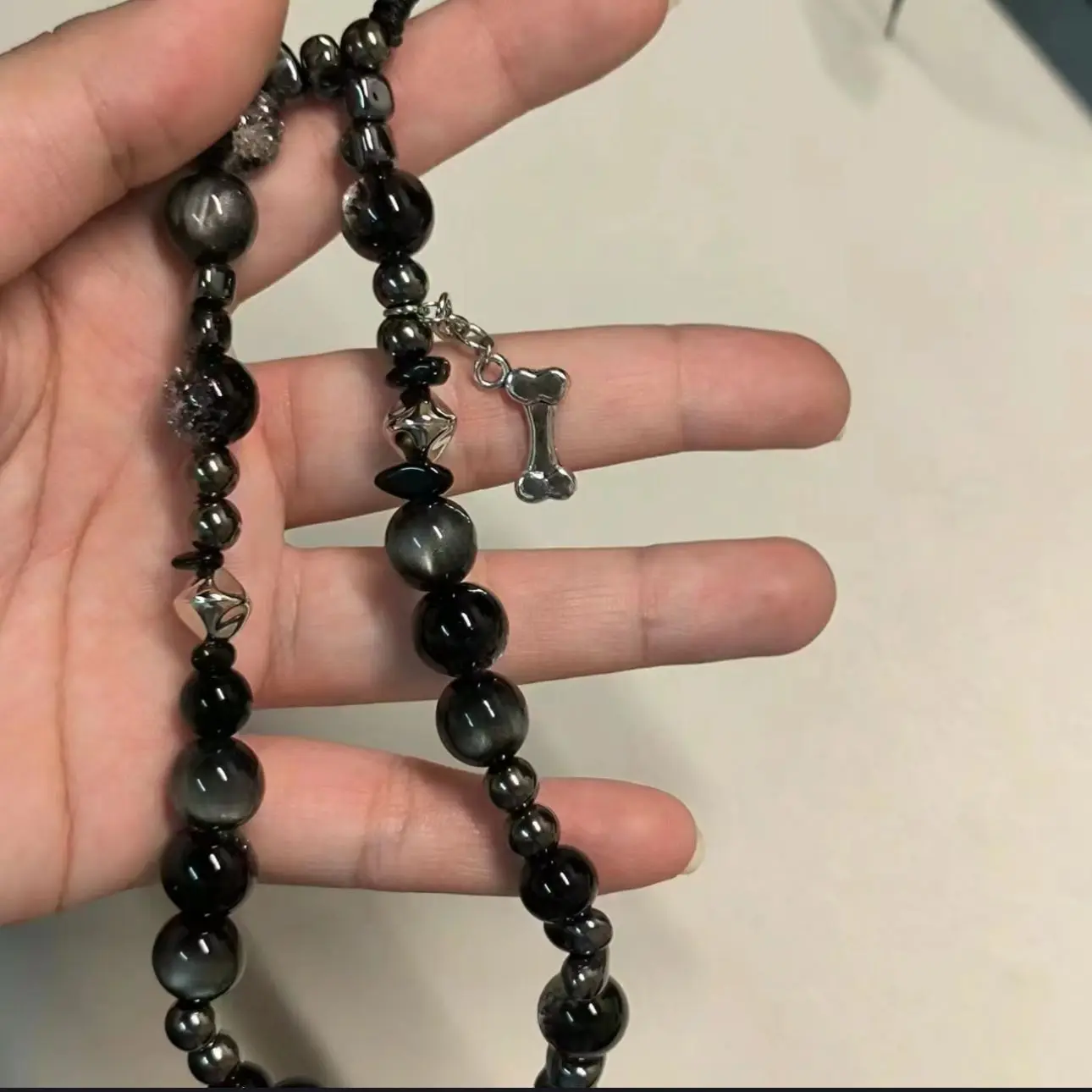 Sznurek do telefonu komórkowego dla mężczyzn, czarny, do iP 15 Samsung, DIY, personalizowany, z koralikami, ręcznie robione akcesoria, brelok, zawieszka, etui