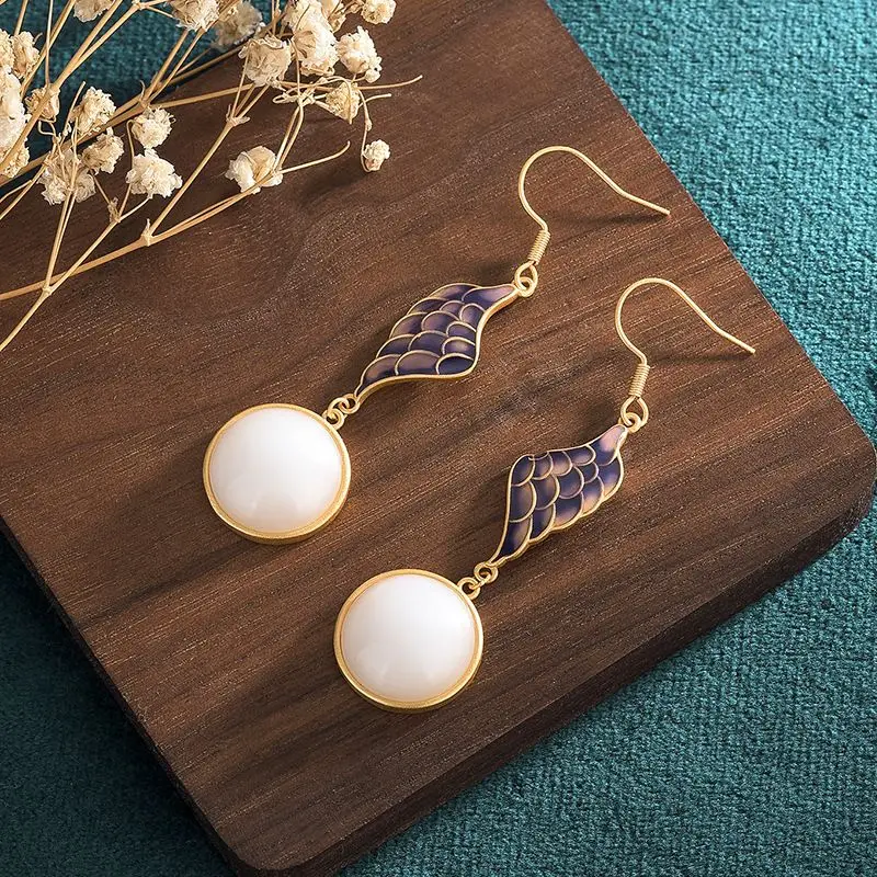 

Китайский классический стиль, креативный дизайн, эмалированные перегородчатые серьги с перьями, натуральный нефрит Хэтянь, винтажный регулируемый подарок для женщин