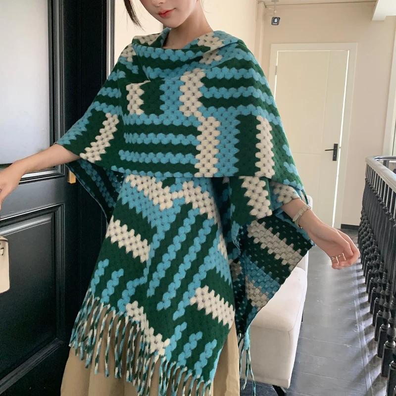 

2025 new ethnic style cloak shawl with Yunnan Xinjiang travel wear warm cloak women