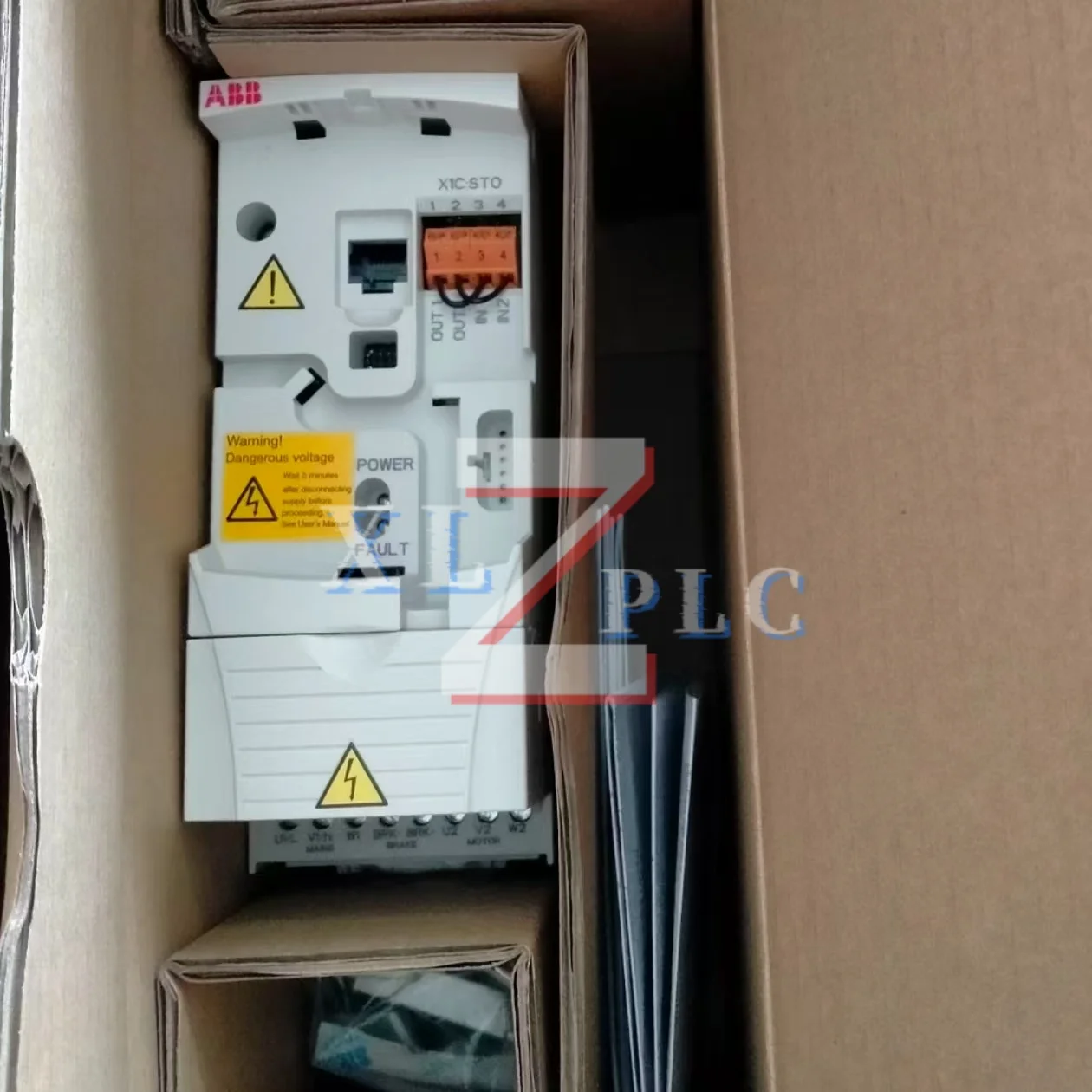 Convertidor de frecuencia ACS355-03E-01A2-4 ACS355-03E-01A9-4 nuevo original