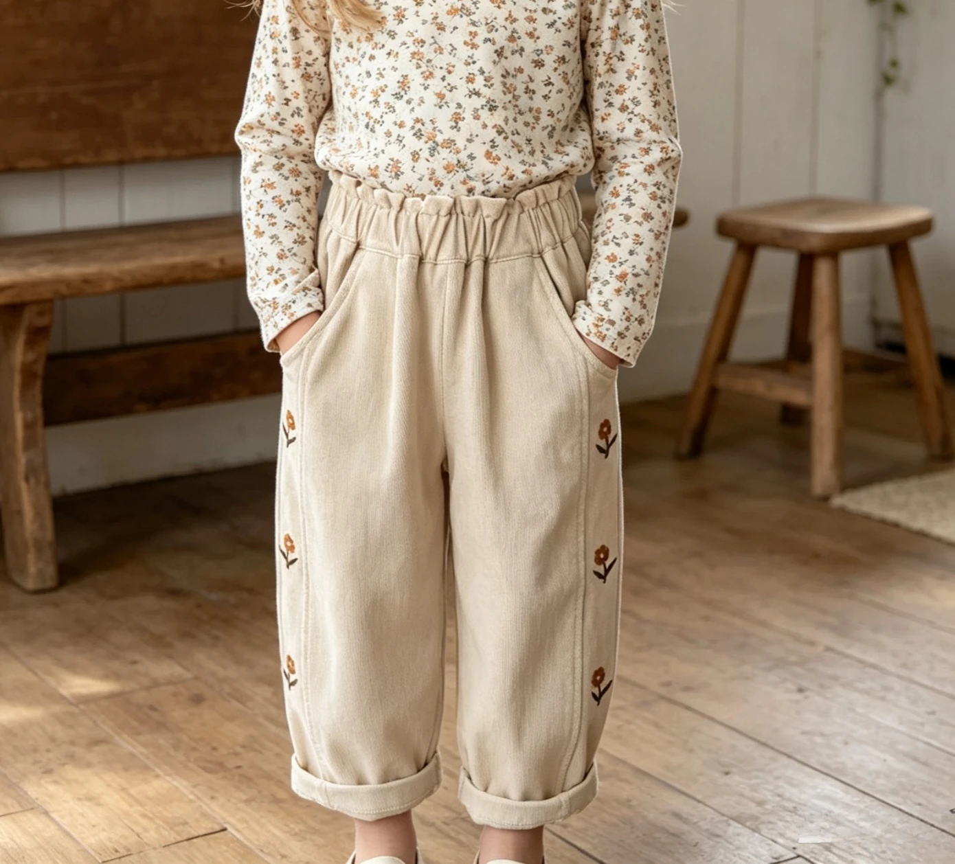 Girls' Floral Embroidered Harem Pants – Korean Style Casual Trousers, Trendy Spring/Fall Bottoms for Kids Must-Have
