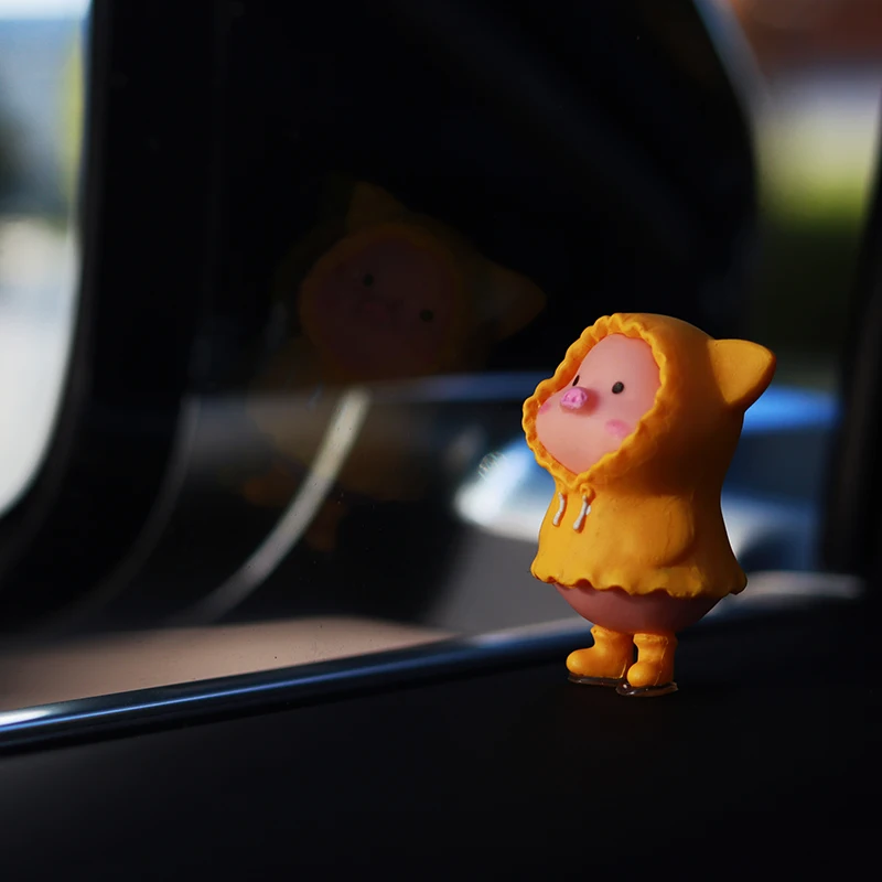 Anime Piggy Car Ornaments Cute Auto Interior Decoration Central Console Decoration Doll For Car Interior Decoration Accessories