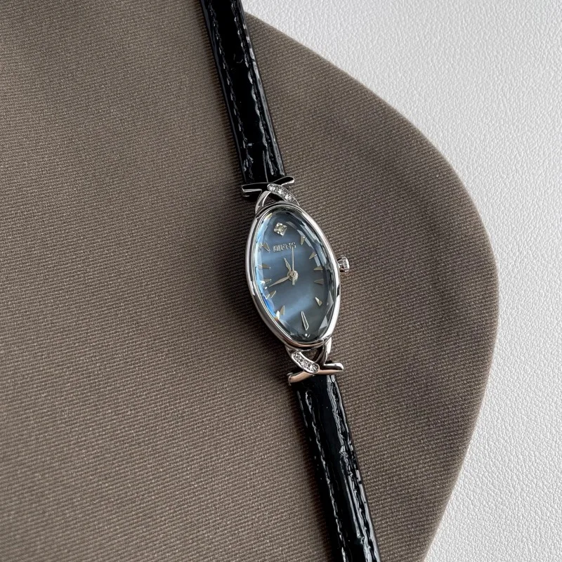 2025 New Women's Watch Vintage Quartz Genuine Leather Strap Luxury High End Lover Gift Oval Dial Watch for Women