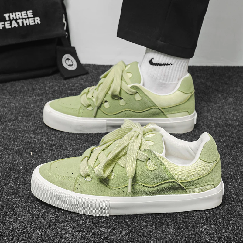 Unisex Best Selling Low Top Bread Sneakers Vulcanized Sole Breathable Lightweight Spring Casual Street Shoes