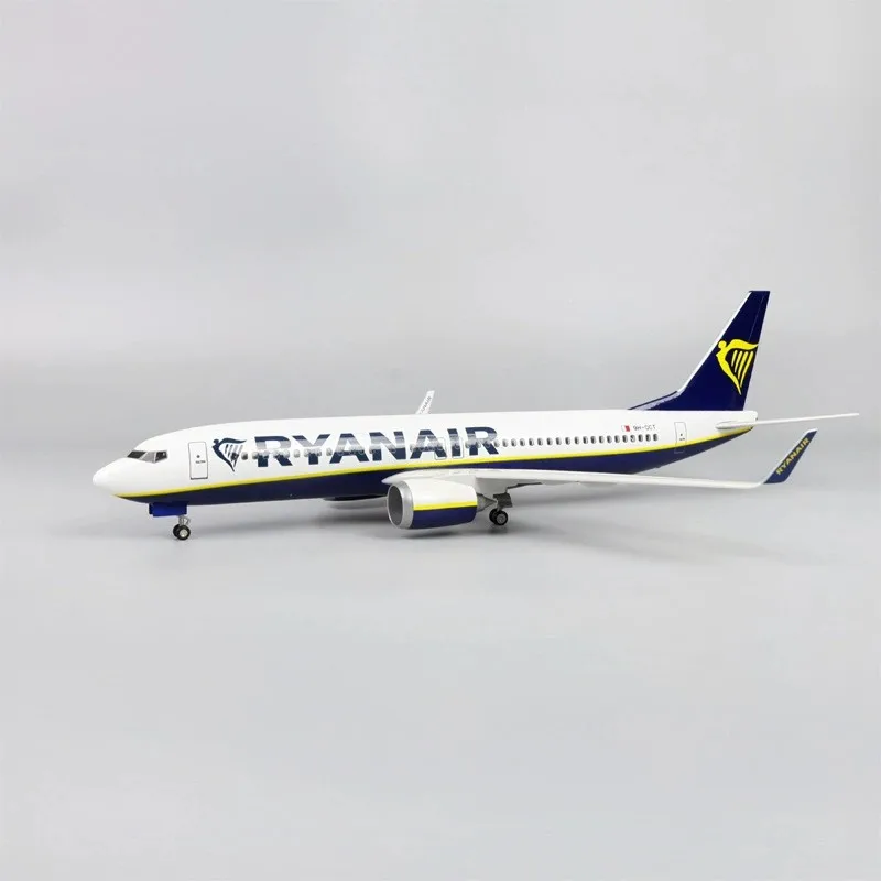 B737-800 Ryanair Ireland Aircraft Model 1:85 Scale 47cm 737 Plane Models Die-Cast Resin Airplane Model Collections And Displays