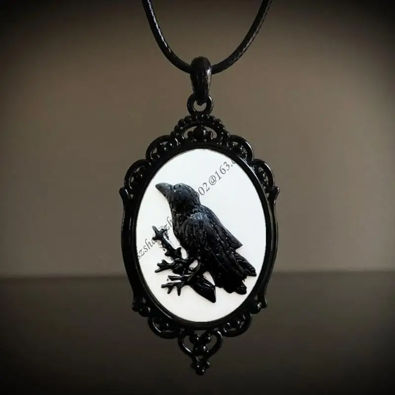 Crow Pendant Necklaces Lace Oval Charm Clavicle Chain Gothic Raven Jewelry Raven Choker Necklace Protections Chain Q6RB