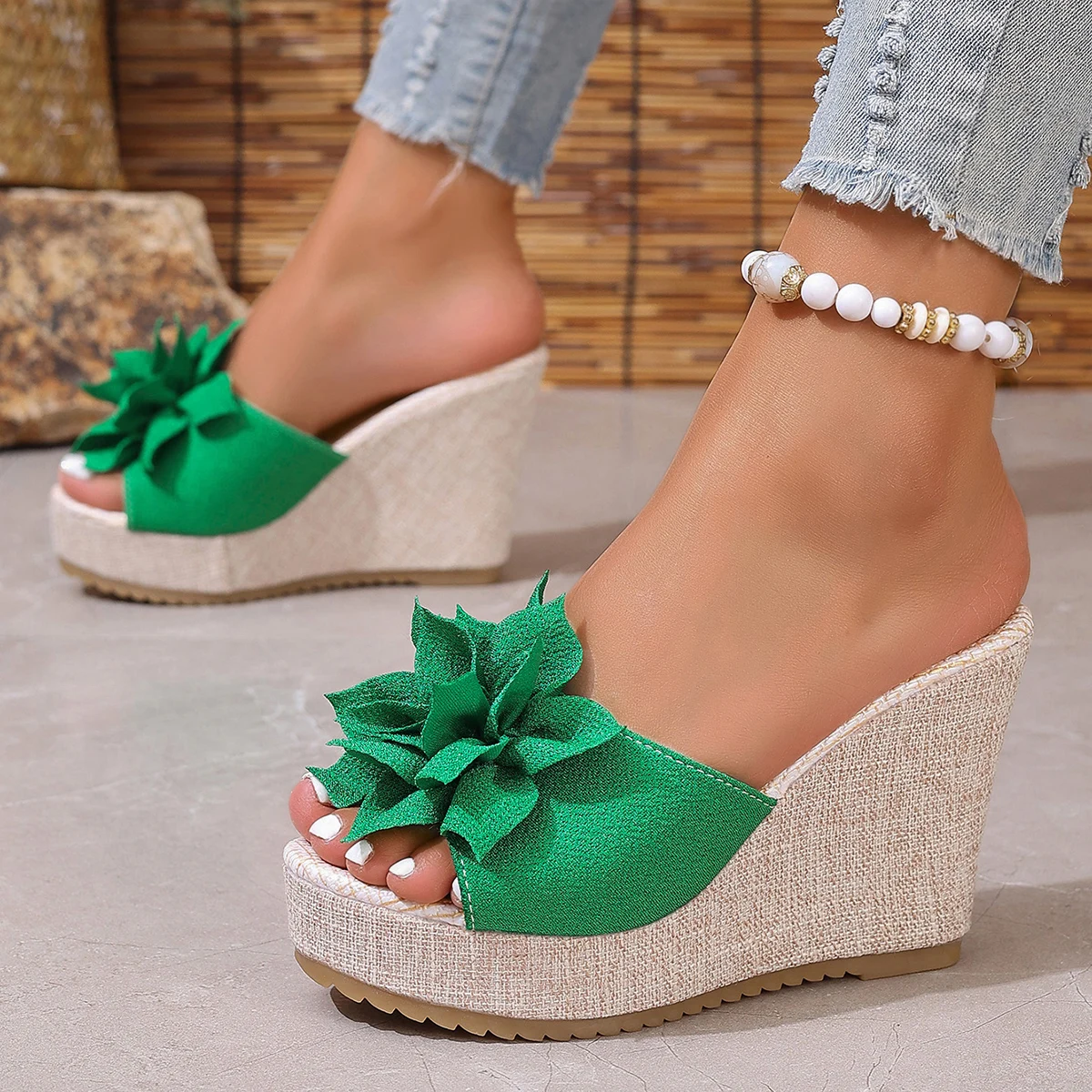 

2026 New Women Summer Comfort Flower Slipper Platform Wedge Shoes Open Toe Fashion Beach Causal Slipper