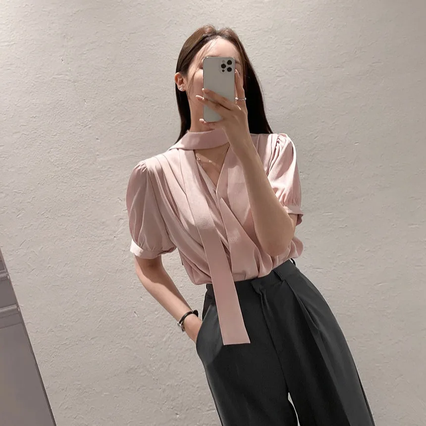 

2026 Summer New Korean Style Chic Fashionable Retro Shirt Top with Sash Elegant Quality Bubble Sleeve Short Sleeve Women's Bl...