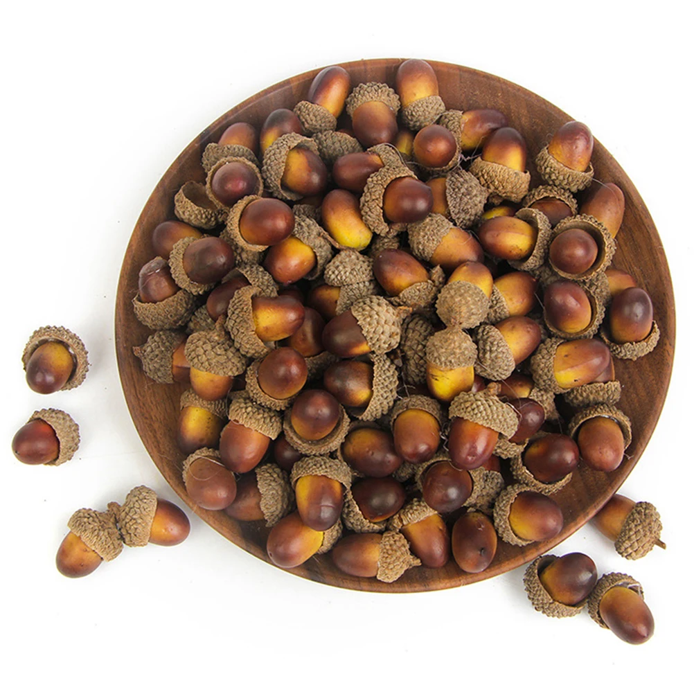 

100 Pcs Artificial Acorns Decorative Nuts High Simulation Vivid Realistic Home Decoration Table naments Christmas Tree Festive