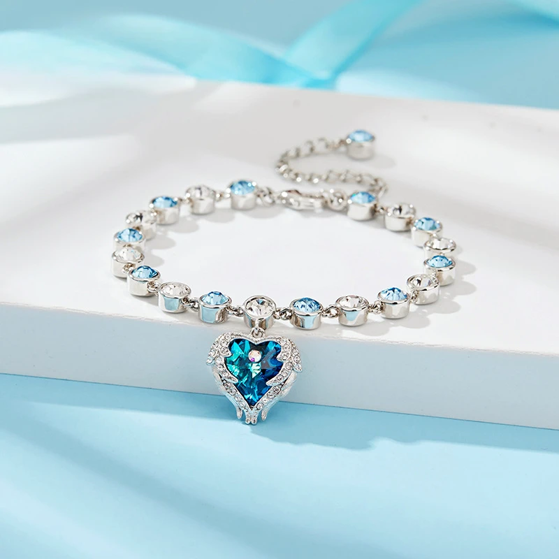 

CHKAWOCI Heart of the Ocean Crystal Valentine's Day gift hand Europe and the United States heart-shaped wing bracelet women