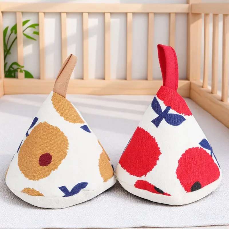 

2Pcs Triangle Pot Cover Protectors Heat Insulated Cotton Handle Covers for Hot Pans Lids Microwave Oven Kitchen Cooking Supplies