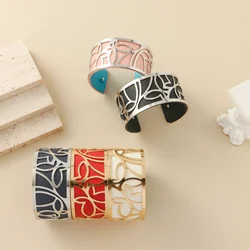 Georgette style fashionable butterfly pattern replaceable double-sided leather women's vintage jewelry gift opening bracelet