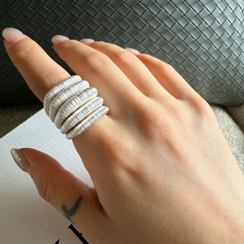 

Original five-layer curved surface minimalist versatile niche design wirework ring silver-plated ring