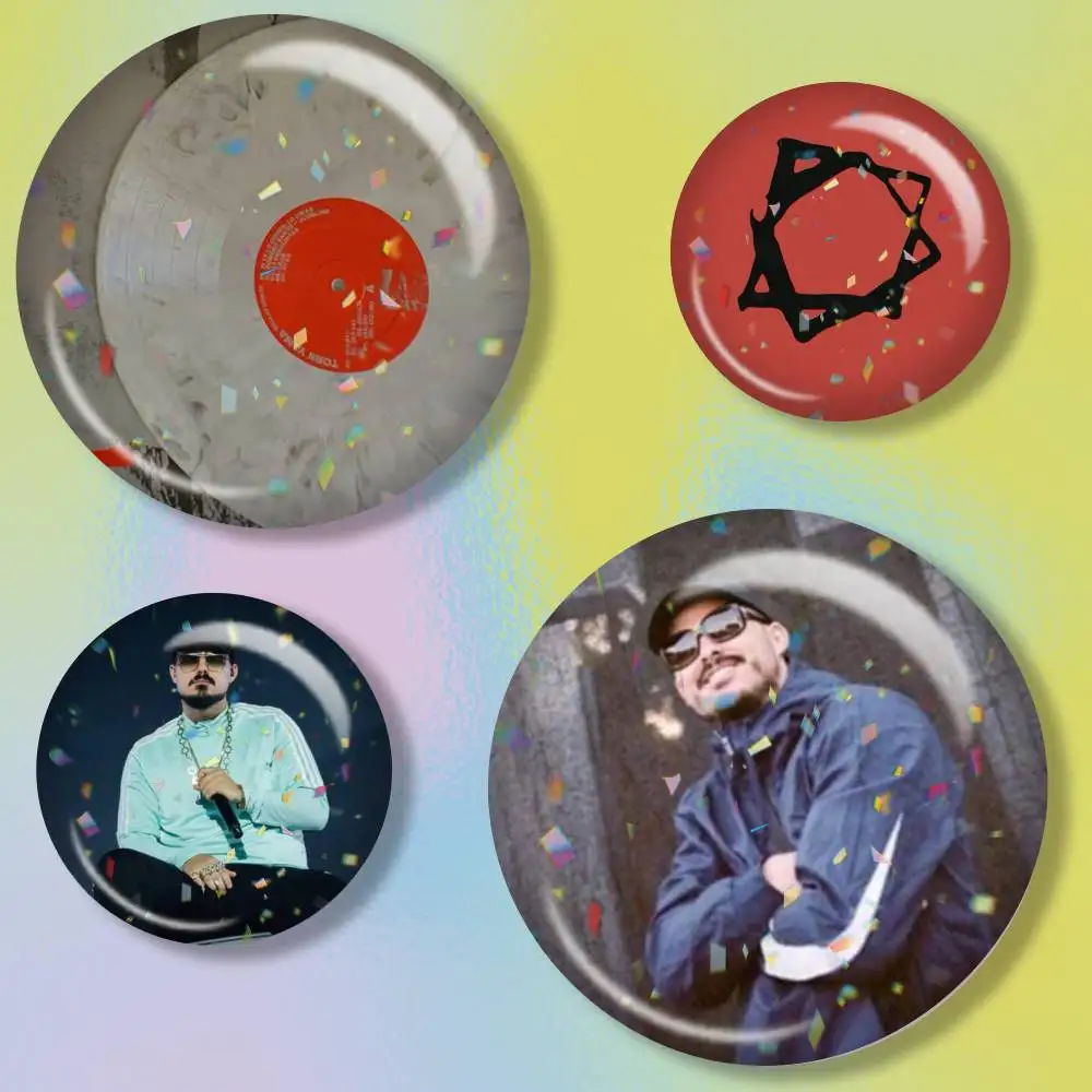 Dellafuente T-Torii Yama  Tin badges in 25/32/44/58/75mm, brooch pins for accessories & gifts,Souvenir.