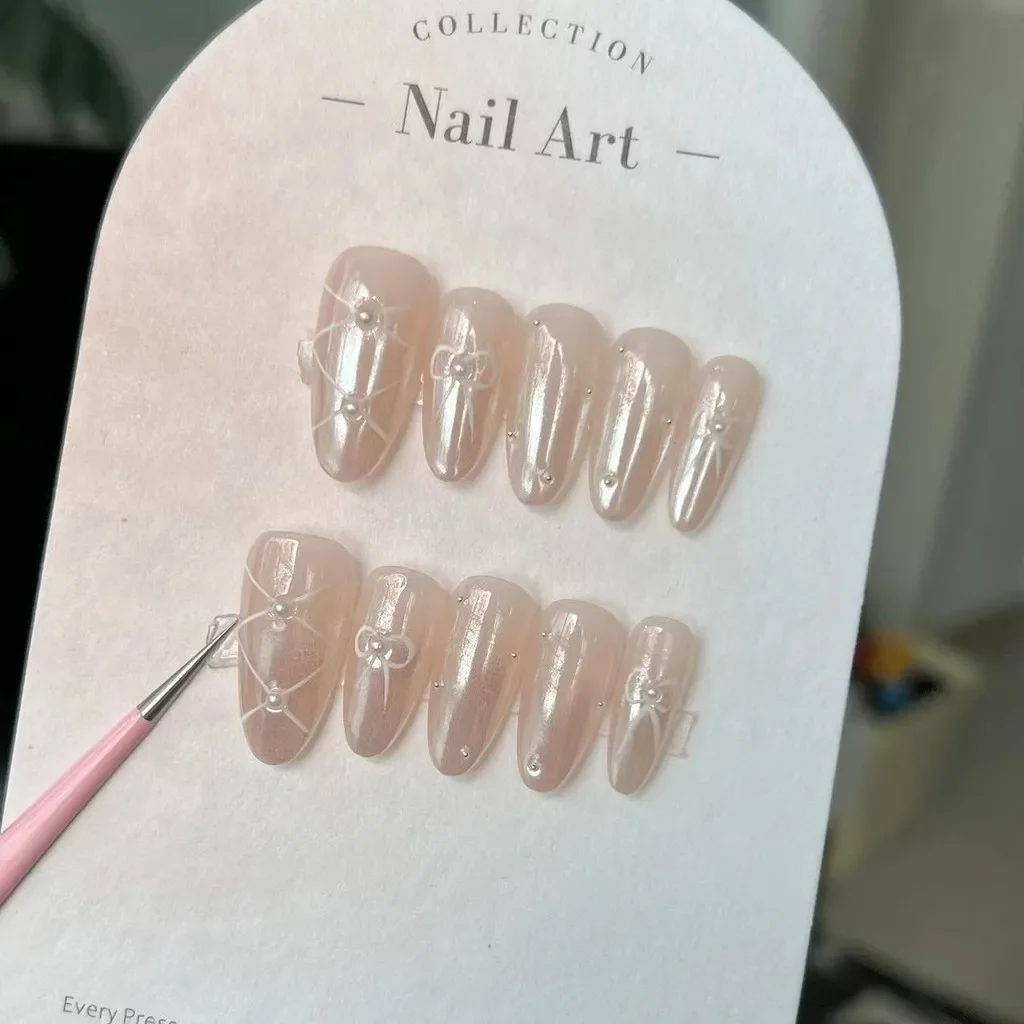 Jennie Same Style Minimalist Sweet Handmade Wear Nail Art Aurora Gradient Bow Fake Nails Gentle Nude Almond Manicure