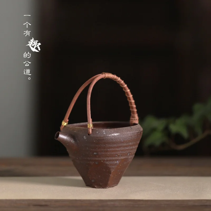★Old Rock Clay Rattan Extra Thick Tea Pitcher Handmade Lifting Handle Fair Mug Large One-Piece Cutting Tea Pot Large Tea Pitcher