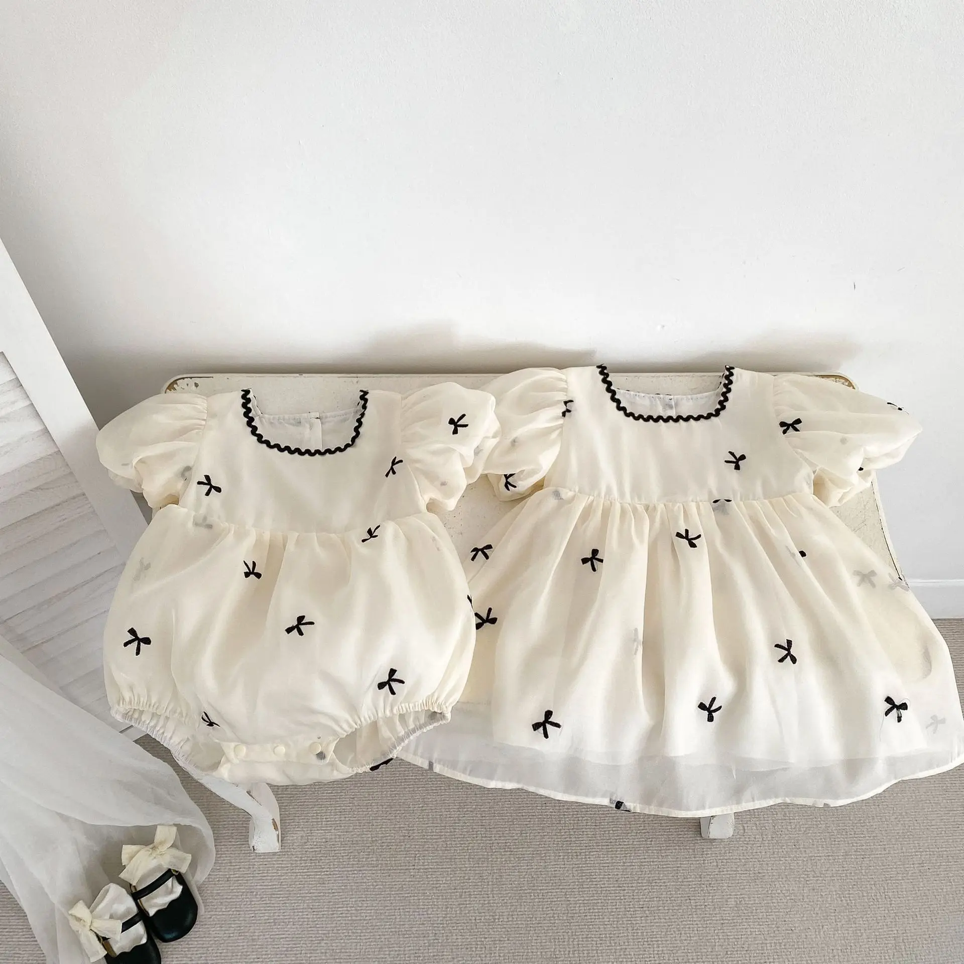 2024 Summer Sisters Outfits Girl Infant Bow Puff Sleeve Bobydsuit Newborn Baby Mesh Cotton Fashion Princess Dress Kids Clothes