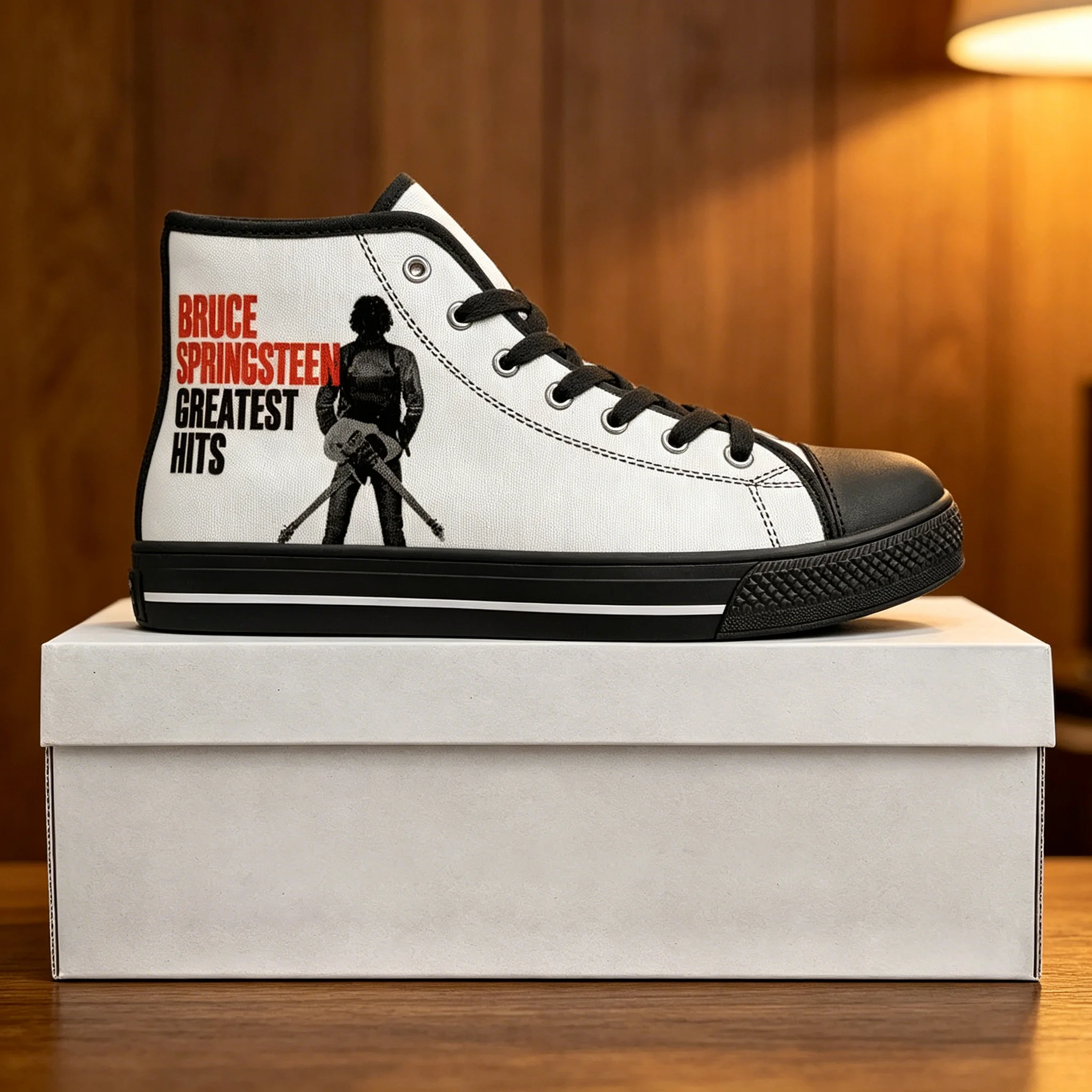 Women Shoes Quote - รองเท้าหุ้มข้อสูงแบบสั่งทำพิเศษ Born To Run พิมพ์ลายคำคมดนตรีแนววินเทจ รองเท้าผ้าใบแนวสตรีทสุดอินเทรนด์