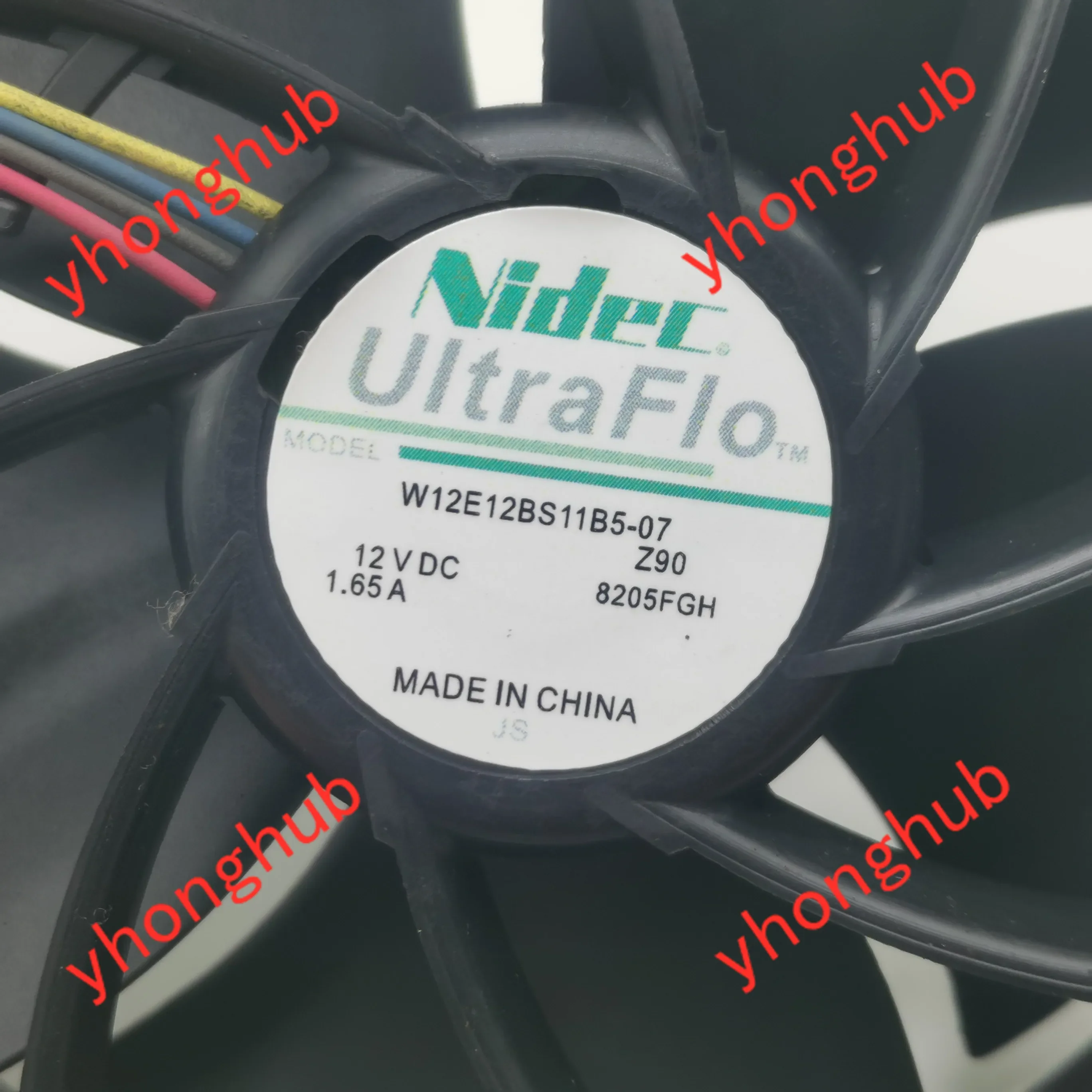 

Nidec W12E12BS11B5-07 DC 12V 1.65A 120x120x38mm 4-Wire Server Cooling Fan