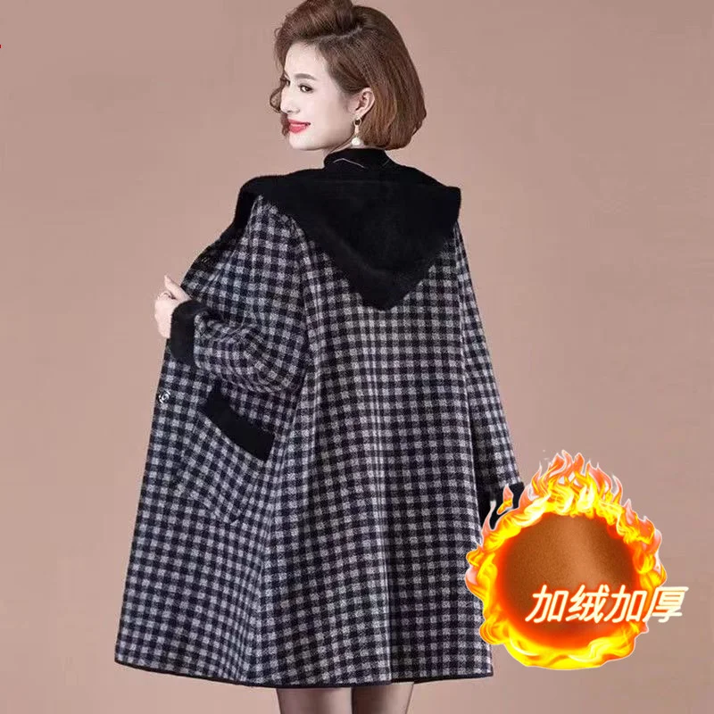 6XL 7XL Large Size Women Windbreaker Autumn Thick Plush Warm Coats Korean Loose Hooded Long Plaid Overcoat Female Fleece Jacket