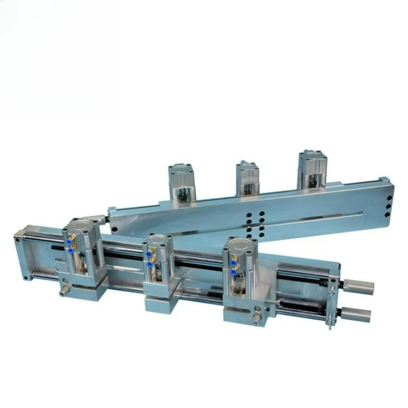 

Подвижный дырокол с закругленными углами для 2-линейного пластикового пакета