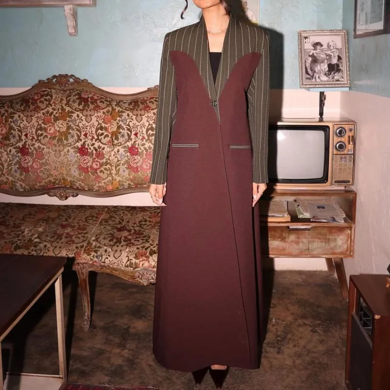 HKSH Autumn New Women Trendy Trench Coat Contrast Color Spliced Stripe Single Button V-neck High Street Long Windbreaker HK10654