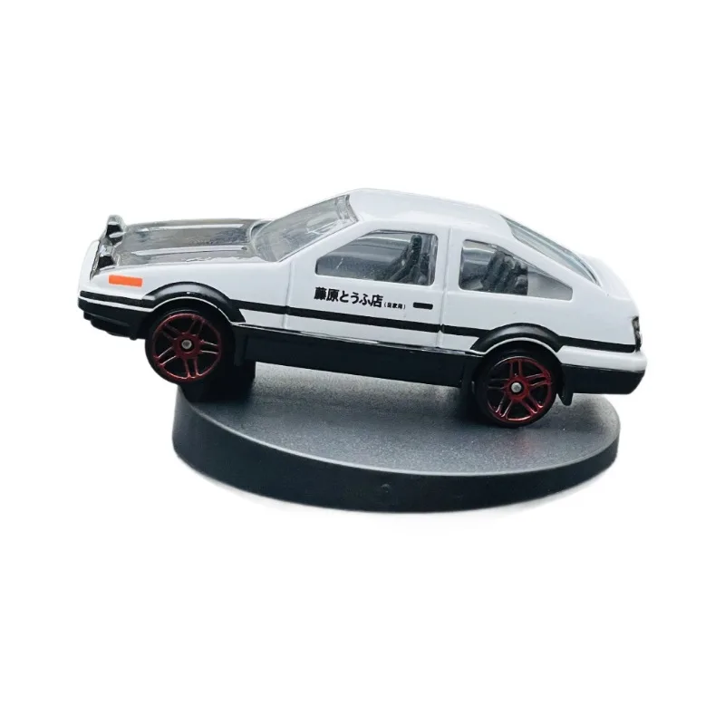 

1:64 Alloy car model AE86 drift tail swing rotating car center console ornament small truck toy model