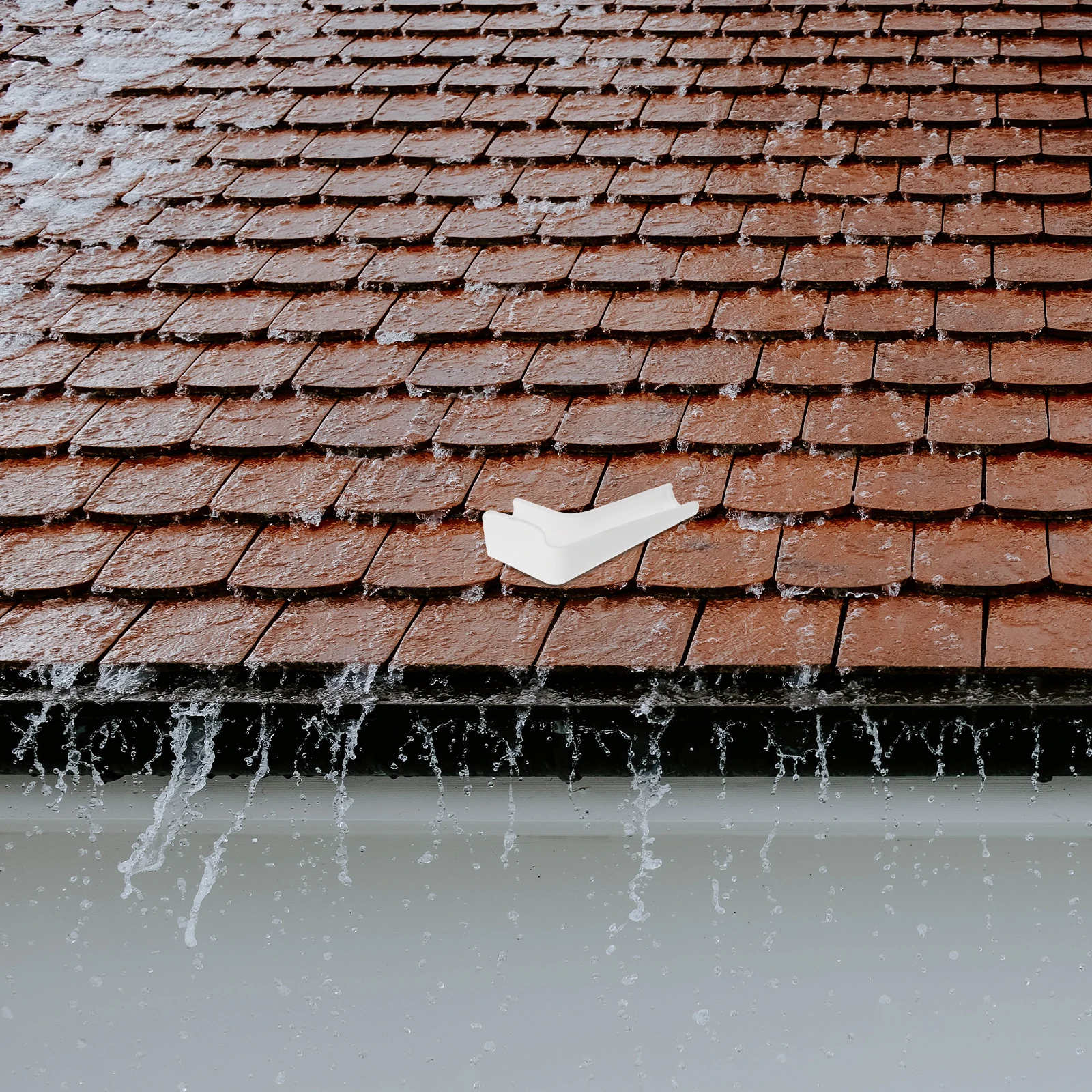 

4pcs Roof Drain Accessories Durable Gutter Extensions for Efficient Water Flow Versatile Usage Sleek Design Plastic