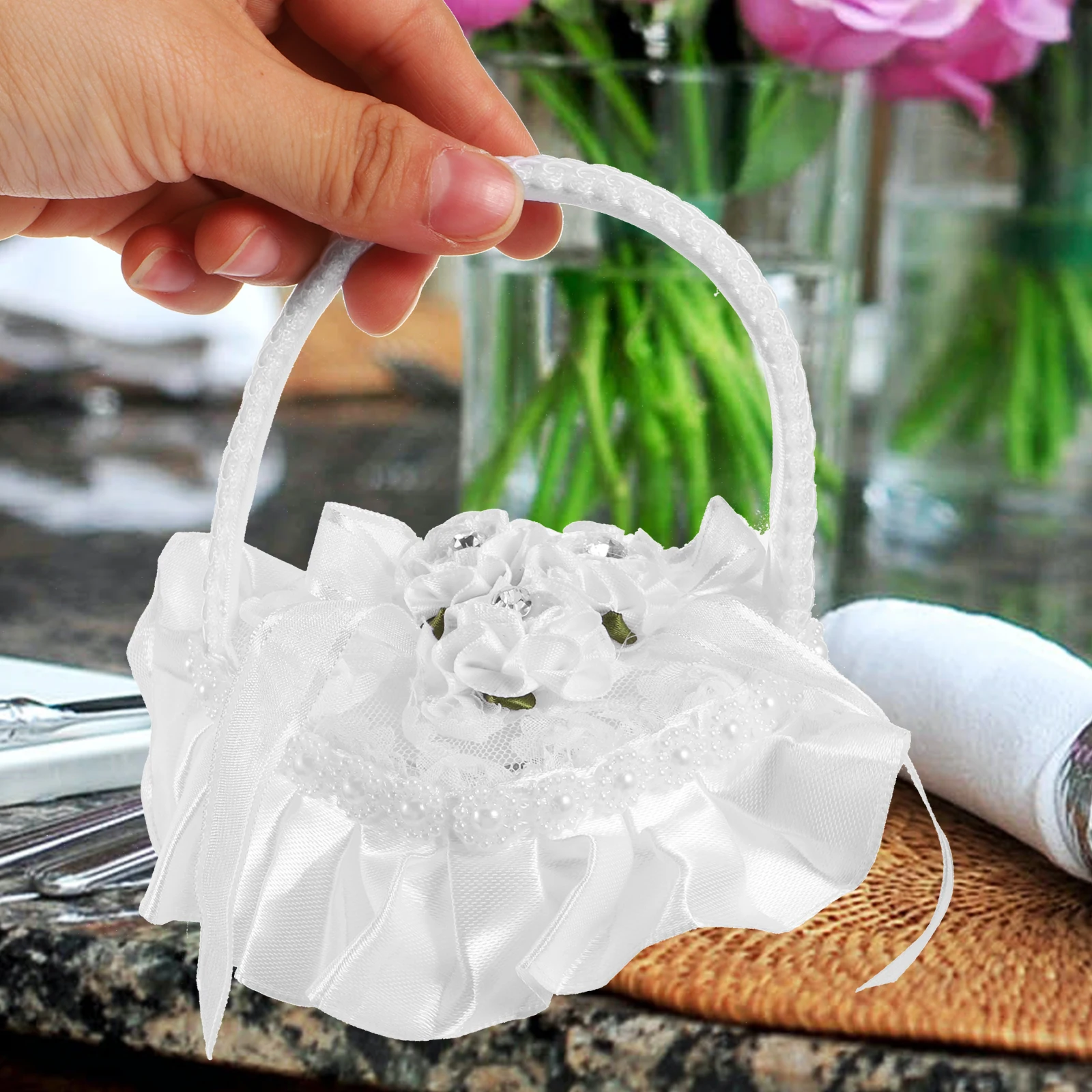 

Elegant Heart-Shaped Ring Pillow in Satin Perfect Ring Holder for Wedding Ceremony Romantic Proposal Decoration Gift