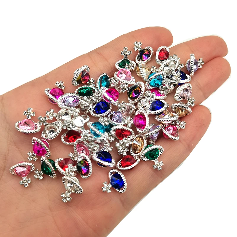 3D Saturno Planeta Cruz Nail Charms, Peças Jewel Luxo, Gems Pedras, Crystal Rhinestones, Nail Art Decoração Acessórios, 10pcs