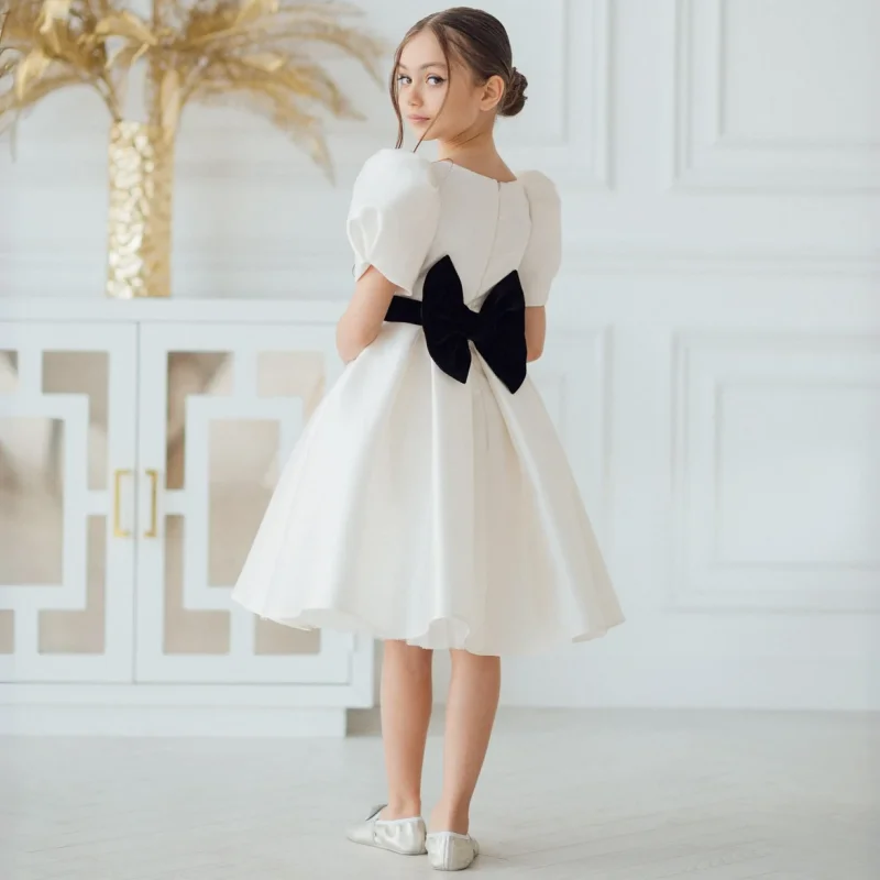 White Flower Girl Dresses Satin With Black Bow Ribbon Short Sleeve For Wedding Birthday Party Banquet Princess Gowns