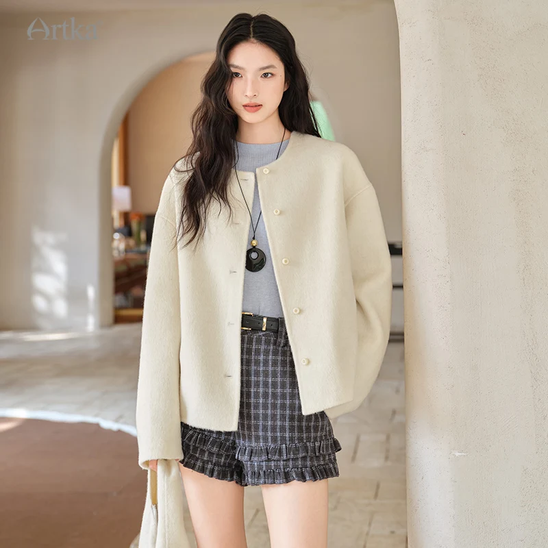 ARTKA 2025 가을 신상 여성 반바지 패션 빈티지 체크 러플 울 반바지 하이웨이스트 A라인 반바지 벨트 포함 KA52052Q