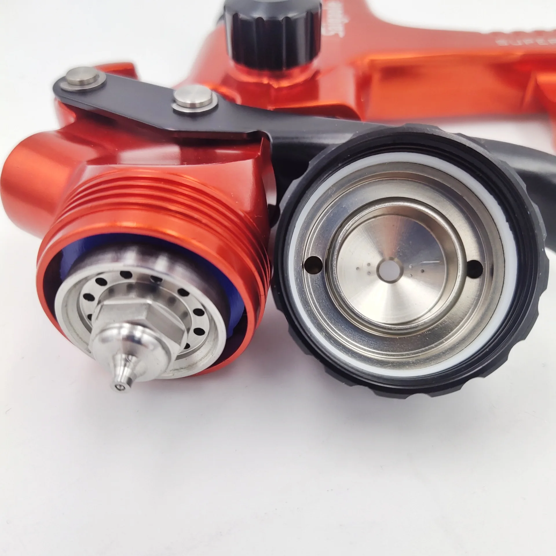 Car Painting Paint Spray gun Saigaole High-end Upper kettle T60 Varnish Sheet metal High atomization Spray gun Pneumatic tool