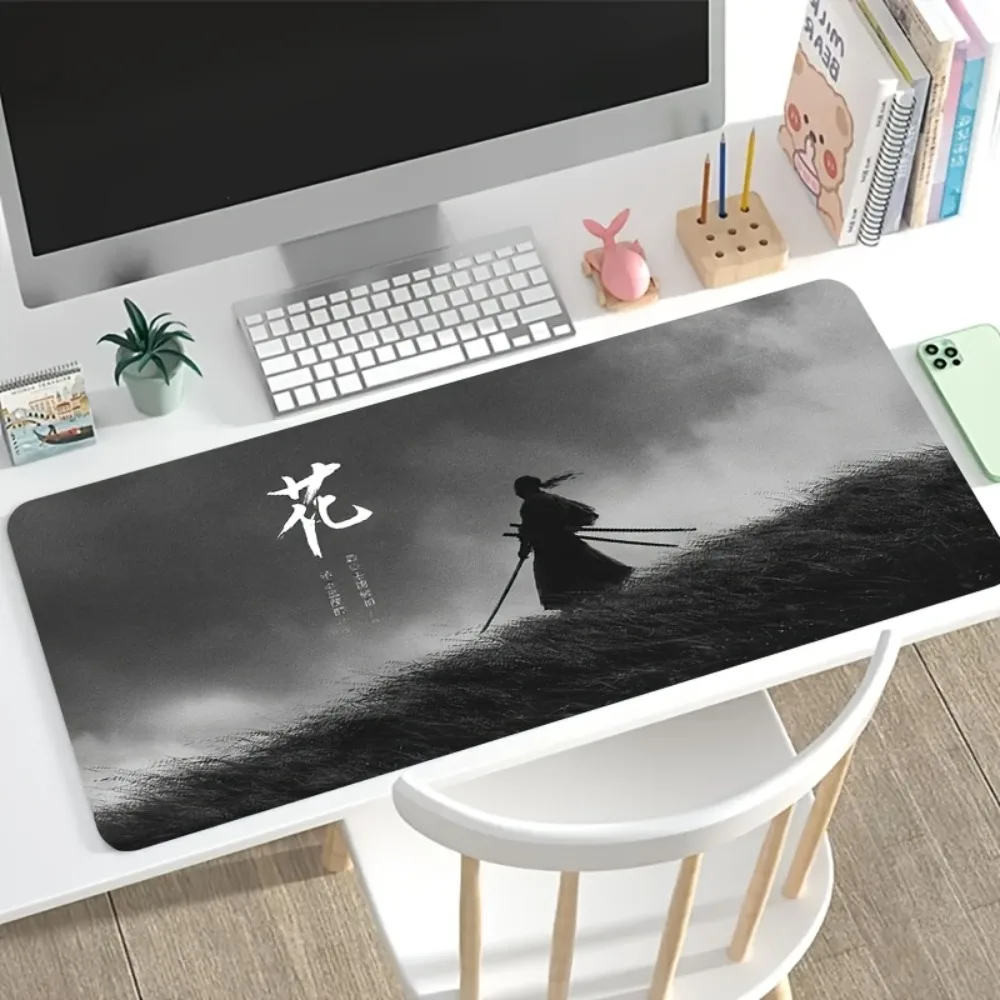 Black and White Style Warrior Silhouette Picture Large-Sized Electronic Sports Game Mouse Pad Desk Accessories Mousepad Gamer
