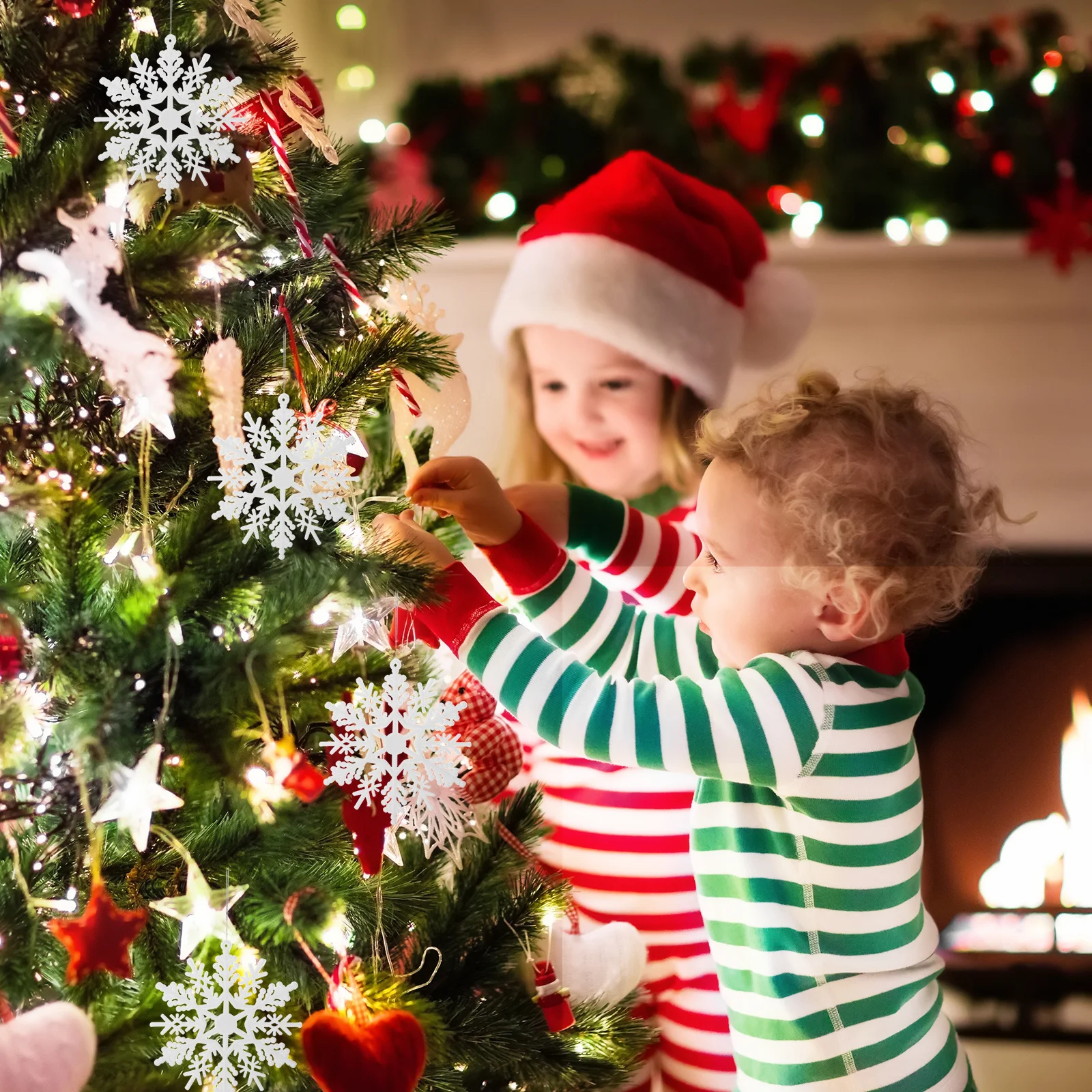 

10Pcs Christmas Snowflake Plastic White Snowflake Ornaments Multipetal Hanging Decorations for Winter Wedding Holiday