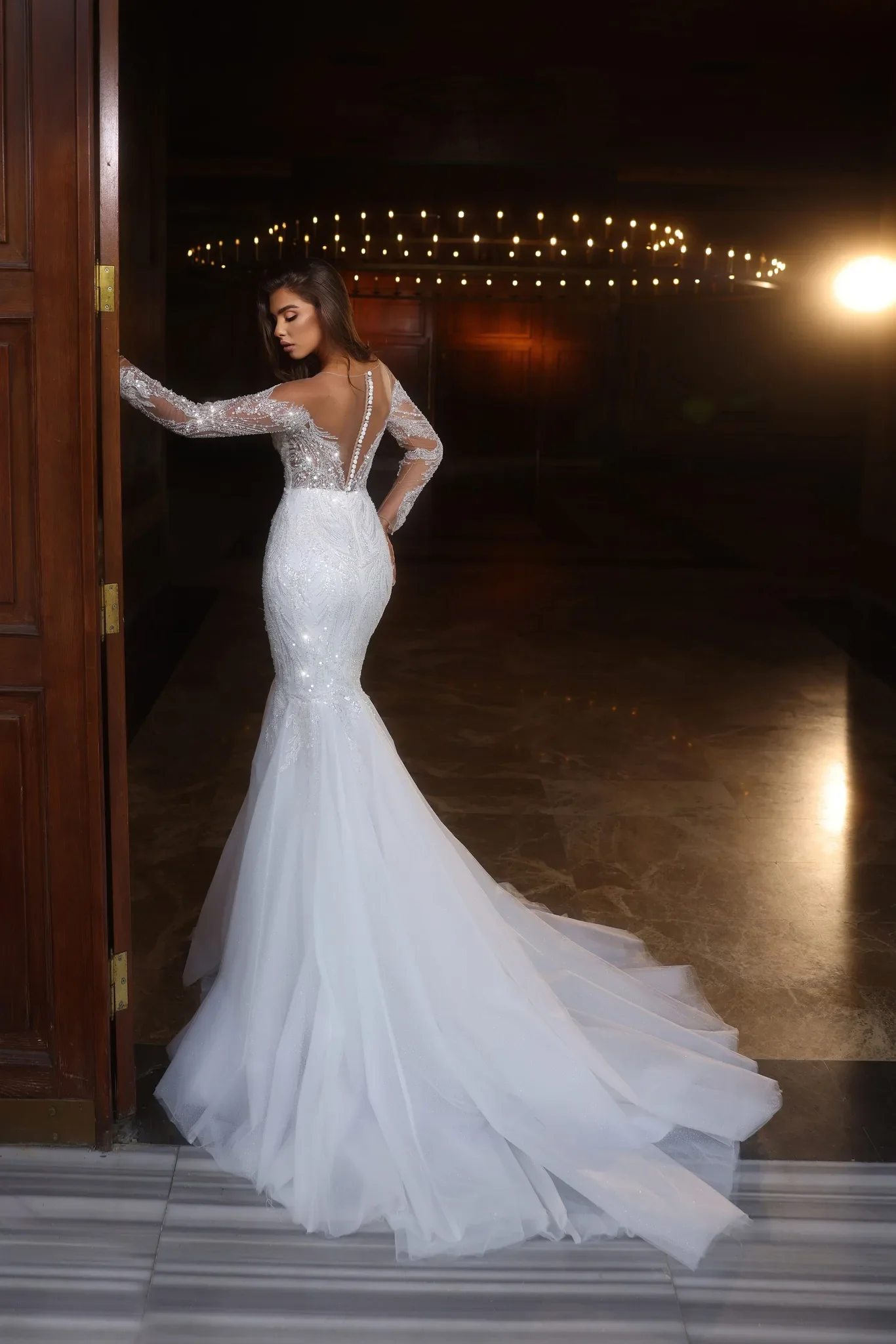

Customized Gorgeous Mermaid Wedding Dresses Long Sleeve Lace Appliqued Crystal Sequined Bridal Gowns Sweep Train robes de mariée