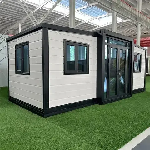 Light Steel 20ft 40ft Flat Pack Container House Prefab Tiny House Kits Camping Homes Detachable Prefabricated Houses 3 Bedroom