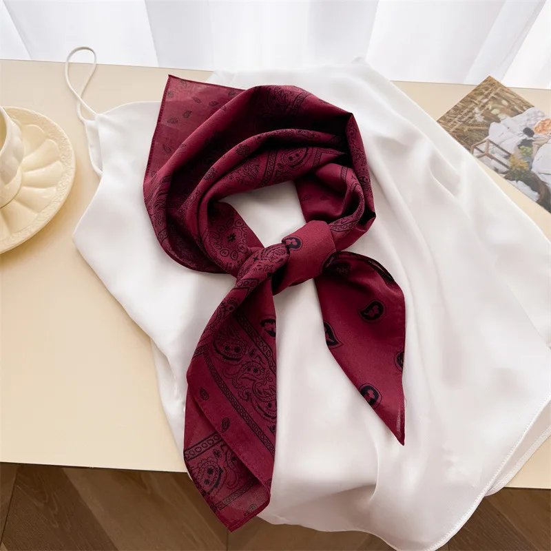 

Cotton Fashion Scarf Bandana Hijab Luxury Turban Print Female Headscarf Shawl Handkerchief Neckerchief Square Wraps Headband