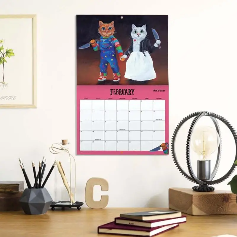 Scaredy Cats 2024 Calendário Mensal, Horror Cat Movie, Paródia, 12-Month Wall Calendar for Planning, Organizing and Daily Scheduler