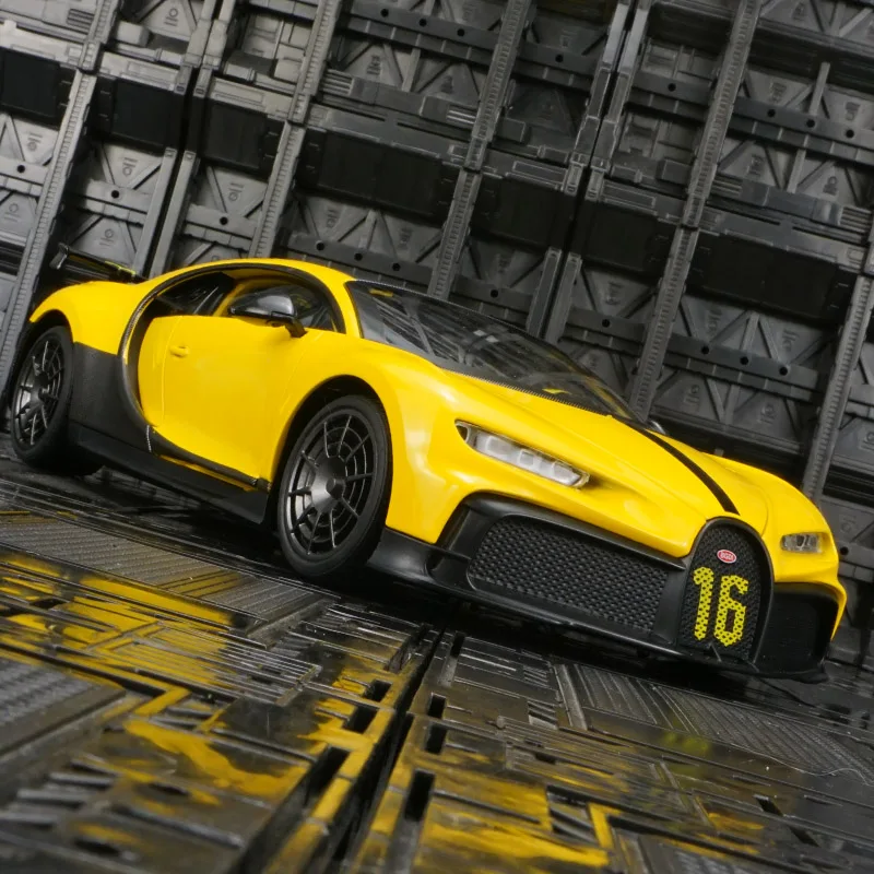 Modelo de coche de carreras de aleación Bugatti Camron 1:18, colección de accesorios de coche, puertas y capó de motor, maletero se puede abrir para niños