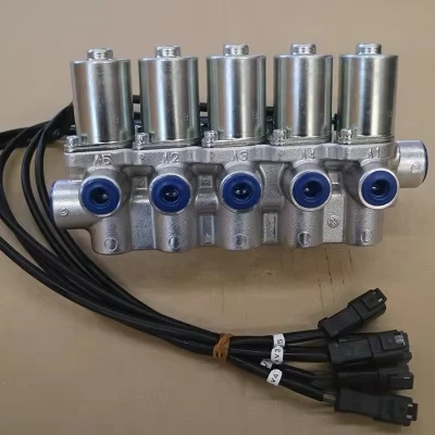 

PC600-8 PC650-8 PC700-8 Excavator Parts Solenoid Valve 21M-60-31210