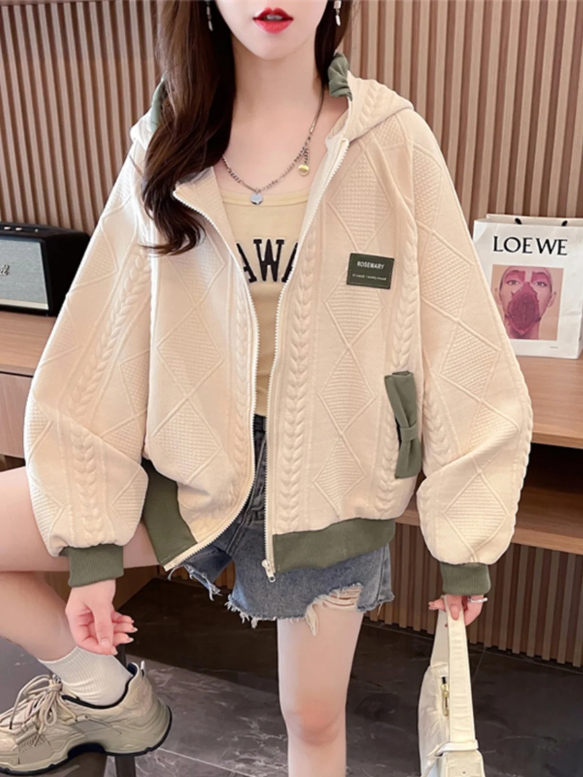 

Baseball Jackets Japanese Womens Autumn Trendy Leisure Boyfriend V-Neck Korean Style Stand-Collar Flocking Elegant Loose Outdoor