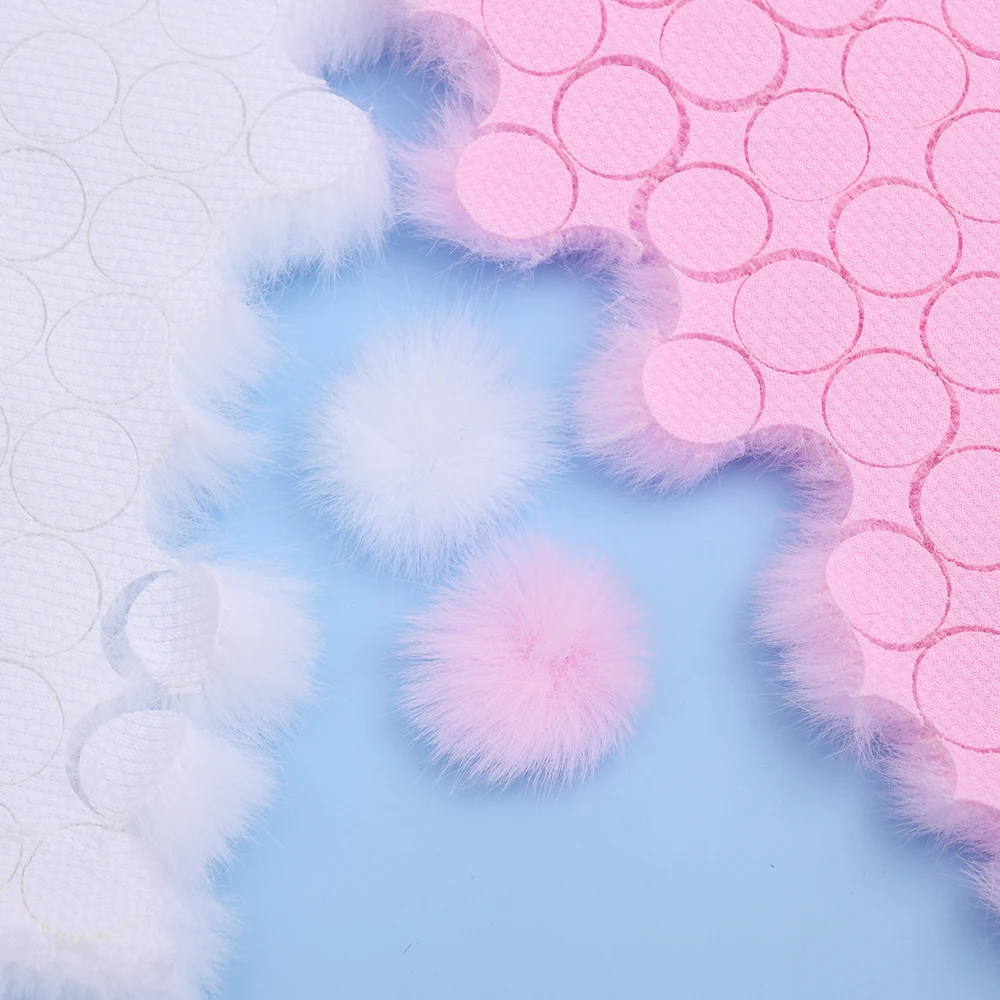 3.5cm Fluffy Faux Fur Pom Poms, 100pcs - Soft, Versatile, and Easy to Use for DIY Crafts, Hats, Shoes, and Party Decorations