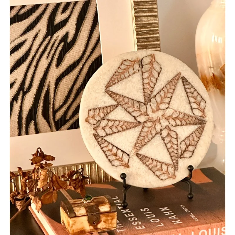 Designer Vintage Art Fossil Display Tray Desktop Sculpture Ornament Study Room Decoration Crafts Home Accent Decorative Plate