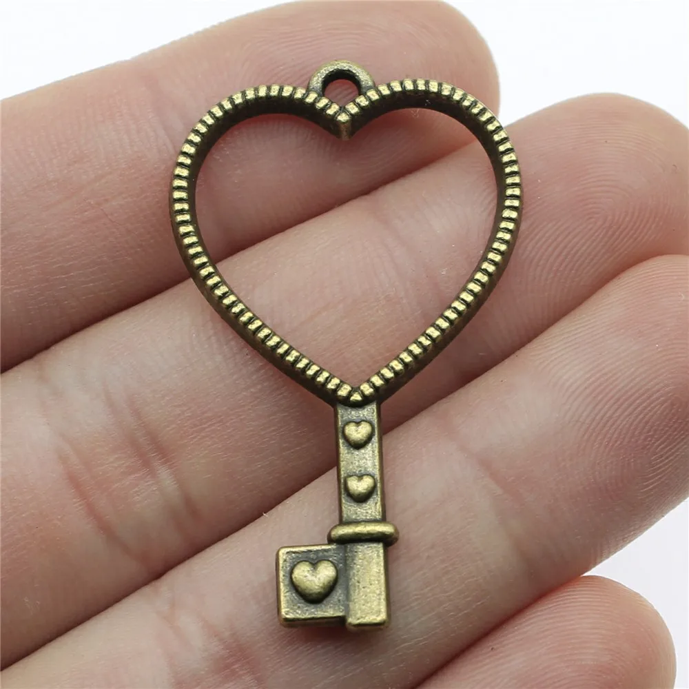 WYSIWYG 10pcs 42x25mm Love Key Metal Frame Charm Uv Resin Epoxy Cabochon Setting Antique Silver Color Bezel Setting Photo Frame